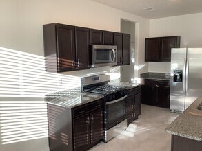 2281 Solara Loop NE in Rio Rancho, NM - Foto de edificio - Building Photo