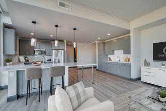 Cortland Glenwood South in Raleigh, NC - Building Photo - Building Photo