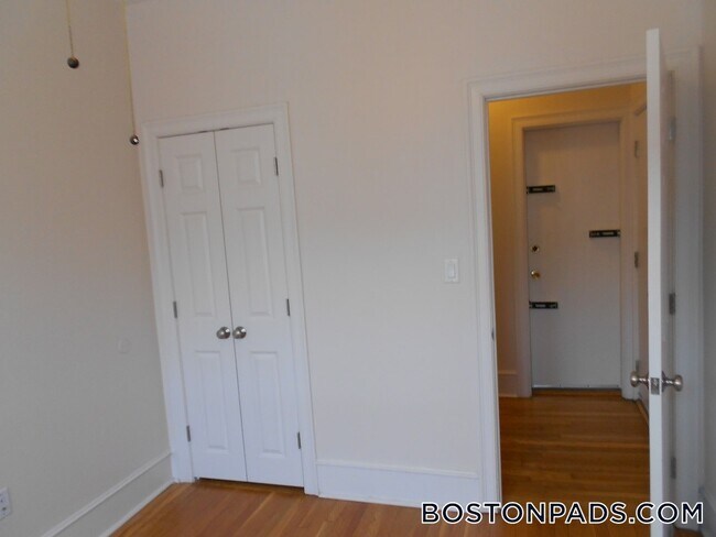 15 Edgerly Rd in Boston, MA - Building Photo - Building Photo