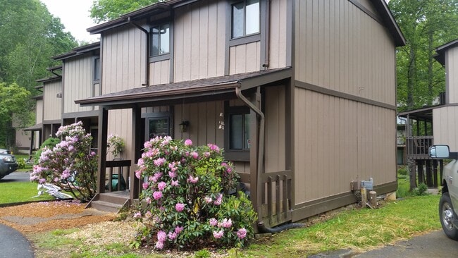 property at 24180 Woodridge Cir