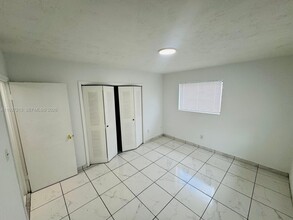 201 NW 47th Ave in Miami, FL - Building Photo - Building Photo