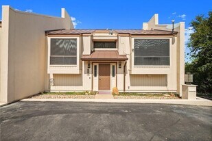 409 Hi There in Horseshoe Bay, TX - Building Photo