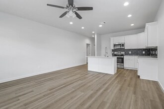605 W Morton St in Denison, TX - Building Photo - Building Photo