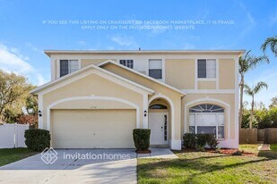 11914 Lark Song Loop in Riverview, FL - Building Photo