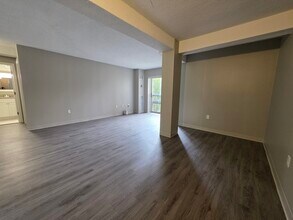 15 S Point Dr in Boston, MA - Building Photo - Building Photo