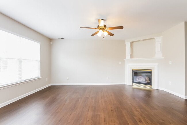 10126 Green Hedge Ave in Charlotte, NC - Building Photo - Building Photo