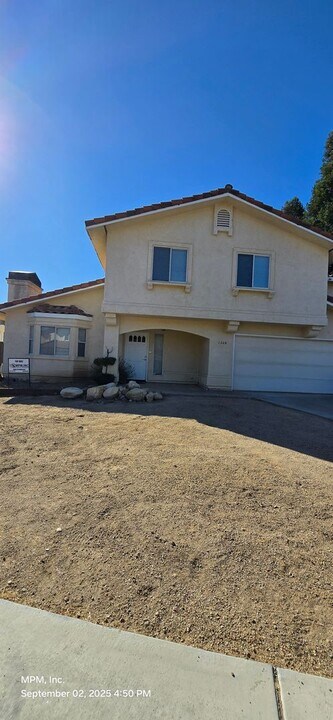1209 Sunrise Ct in Paso Robles, CA - Building Photo