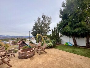 221 Sage Rd in El Cajon, CA - Building Photo - Building Photo