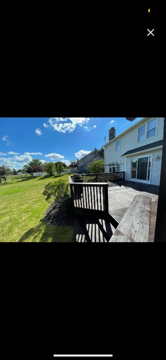 124 Caversham Woods in Pittsford, NY - Building Photo