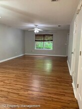 2287 Tina Dr in Tallahassee, FL - Building Photo - Building Photo