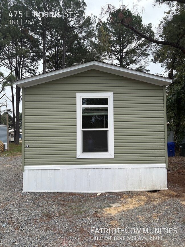 475 E Robins St in Conway, AR - Building Photo - Building Photo