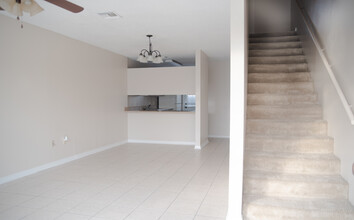 7091 Perkins Place Ct, Unit 7091 in Baton Rouge, LA - Building Photo - Building Photo