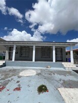 1999 NW 2nd St in Miami, FL - Building Photo