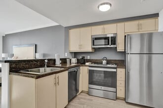 2889 McFarlane Rd, Unit SI ID1504116P in Miami, FL - Building Photo - Building Photo