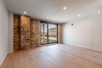 1706 Sherman Ave in Evanston, IL - Building Photo - Building Photo