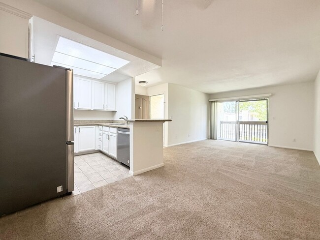 property at 432 Edgehill Ln