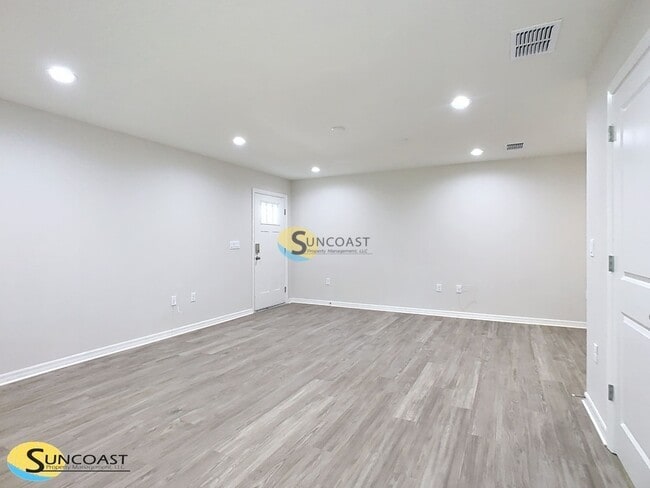 3821 SW 43rd Ct in Ocala, FL - Foto de edificio - Building Photo