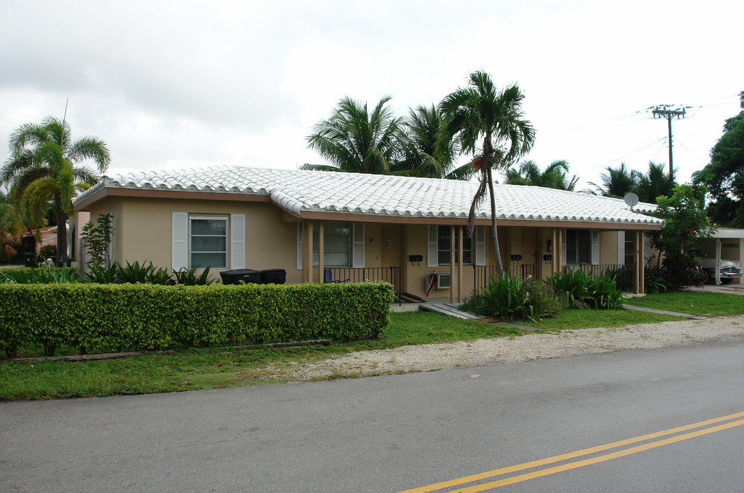 1501 NE 12th St in Fort Lauderdale, FL - Building Photo