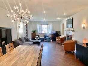 4902 Asbury Ln in Bethesda, MD - Building Photo - Building Photo