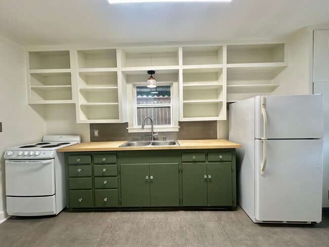 3309 22nd St in Lubbock, TX - Building Photo - Building Photo