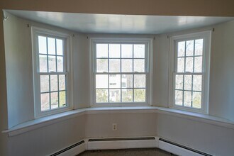 16 Winter St in Waltham, MA - Building Photo - Building Photo