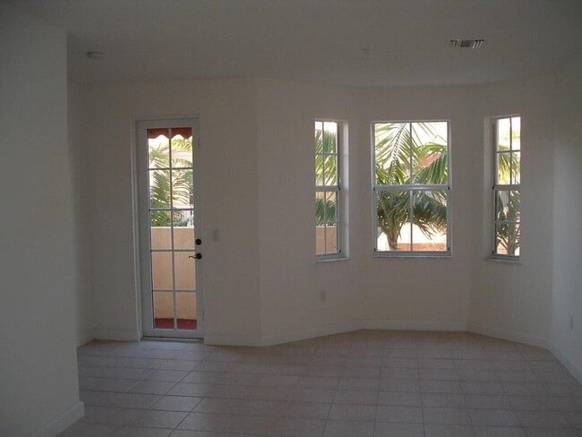 3808 Shoma Dr, Unit 3808 in West Palm Beach, FL - Foto de edificio - Building Photo