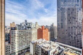 105 Duane St in New York, NY - Building Photo - Building Photo