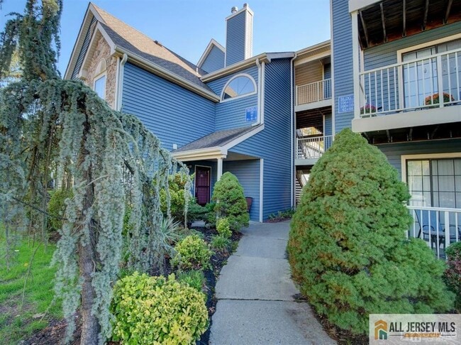 property at 105 Longfield Ct