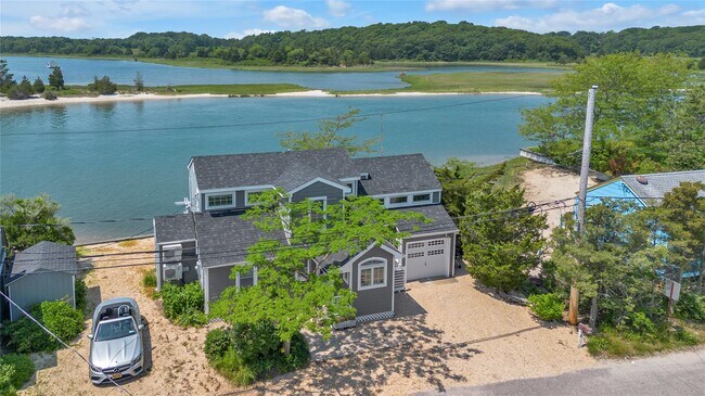 286 Towd Point Rd