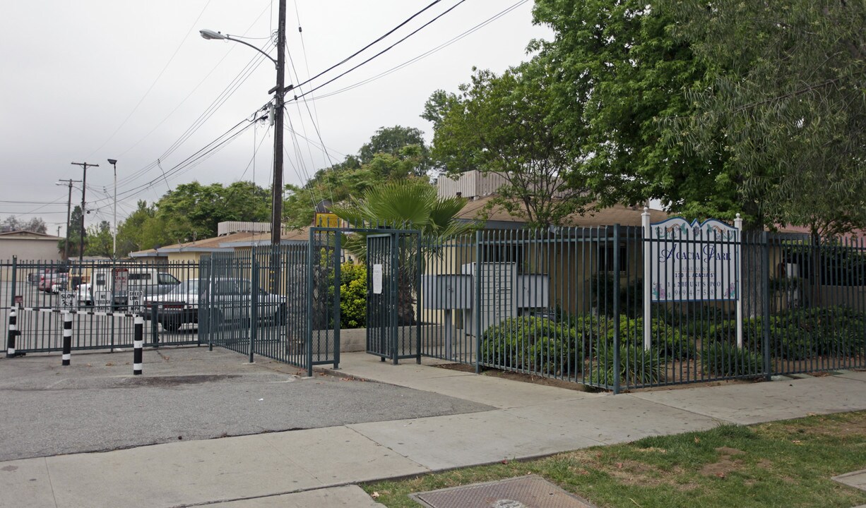 Acacia Apartments in Ontario, CA - Building Photo