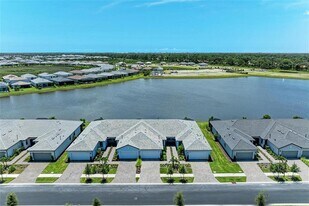 14672 Misty Pond Lp in Nokomis, FL - Building Photo
