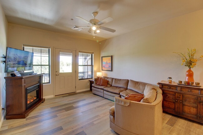 2373 Quarter Horse Trl in Overgaard, AZ - Building Photo - Building Photo