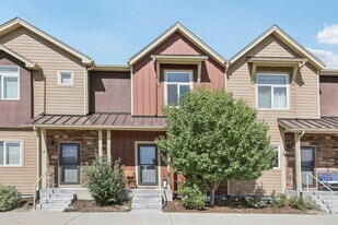 226 N Parkside Dr in Longmont, CO - Building Photo