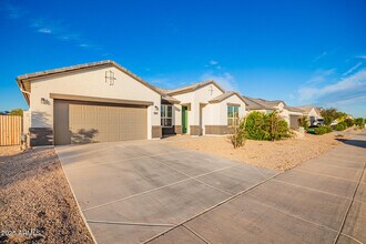 37728 W San Capistrano Ave in Maricopa, AZ - Building Photo - Building Photo