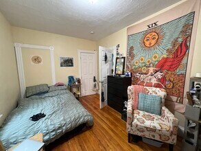 2 Gilson Ter, Unit 1 in Somerville, MA - Foto de edificio - Building Photo