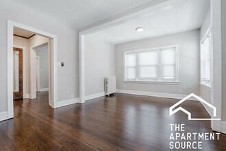 5306 N Ashland Ave, Unit 3 in Chicago, IL - Foto de edificio - Building Photo