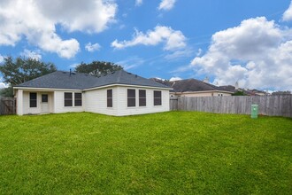 2811 Eros Ln in Missouri City, TX - Building Photo - Building Photo