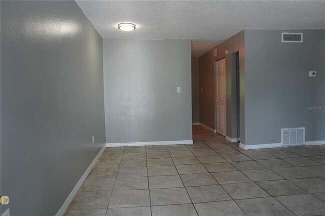 12401 Oak Cedar Pl in Tampa, FL - Building Photo - Building Photo