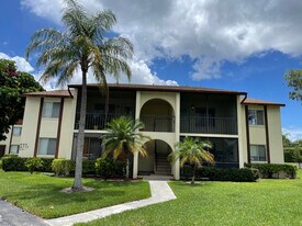 4717 Sable Pine Cir in West Palm Beach, FL - Building Photo
