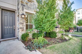 5436 Ashby Grove St in Dallas, TX - Building Photo - Building Photo