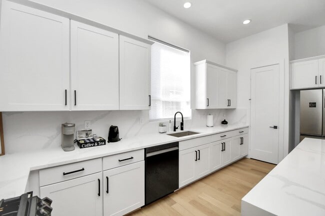 property at 1104 Palmer St