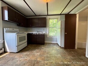 13 Kidder St in Winslow, ME - Building Photo - Building Photo