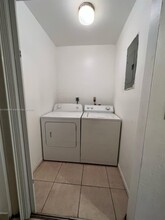 1320 NE 117th Ter, Unit 1 in Miami, FL - Building Photo - Building Photo
