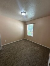 4258 S Glenmere Way in Meridian, ID - Building Photo - Building Photo