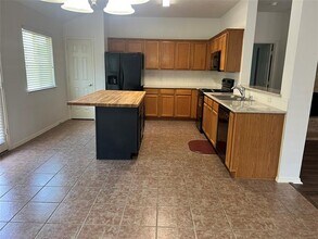 800 Mahogany Dr in Anna, TX - Building Photo - Building Photo