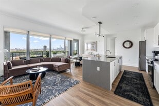 8601 Bergenline Ave in North Bergen, NJ - Building Photo