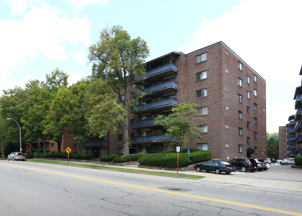 Hamilton Place Apartments in Watertown, MA