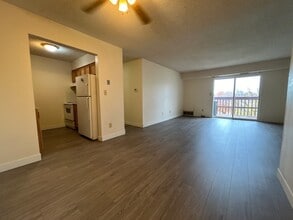 Oak View Apartments in McCook, NE - Foto de edificio - Floor Plan
