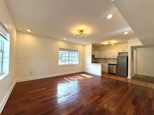 1440 Pennsylvania Ave in Miami Beach, FL - Building Photo - Building Photo