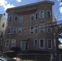 6 N 10th Ave in Mount Vernon, NY - Foto de edificio - Building Photo